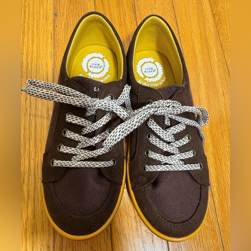 Livie & Luca Kids Boys Reeve Mocha Slip On / Lace Up Sneakers Size 1 - Picture 4 of 7